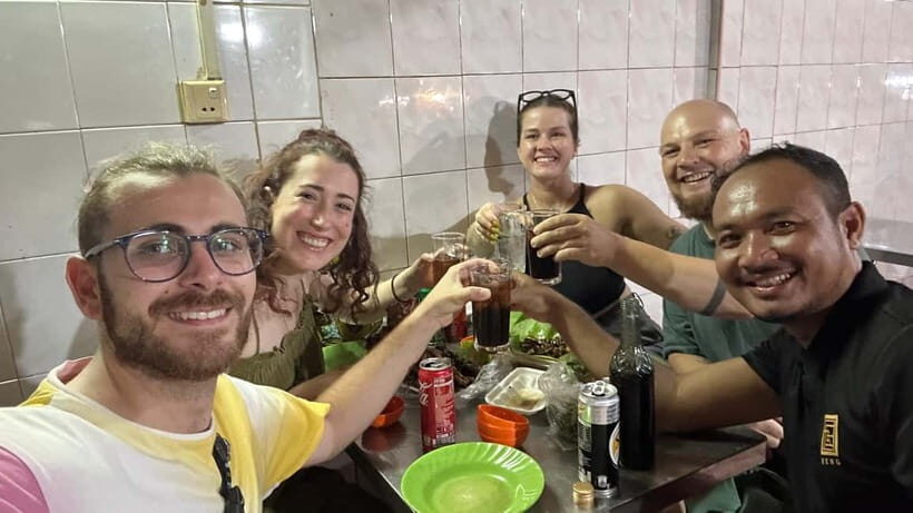 Phnom Penh: Street Art and Food Tour with Pickup and Beer - A note on guides like Kim and Martin