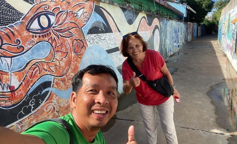 Phnom Penh: Street Art & Food Tour by Tuk-Tuk - Key moments that make this tour worth your time