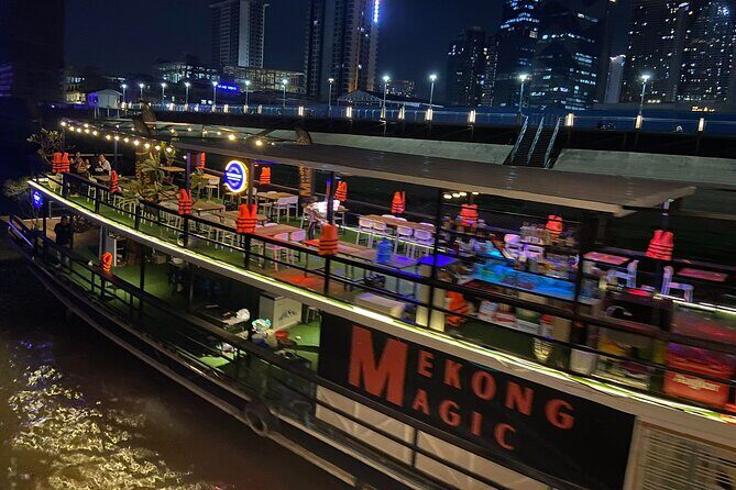 Phnom Penh: Sunset Cruise-Free Beers-Sodas-BBQ Buffet-fruit plate - The Free-Flow Beer and Sodas: Why People Keep Bringing It Up