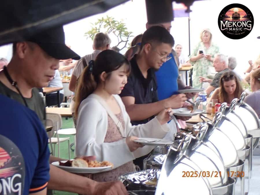 Phnom Penh: Sunset Cruise with Unlimited Beers & BBQ Buffet - Tuk-Tuk Pickup Timing: The Easiest Part of Your Evening