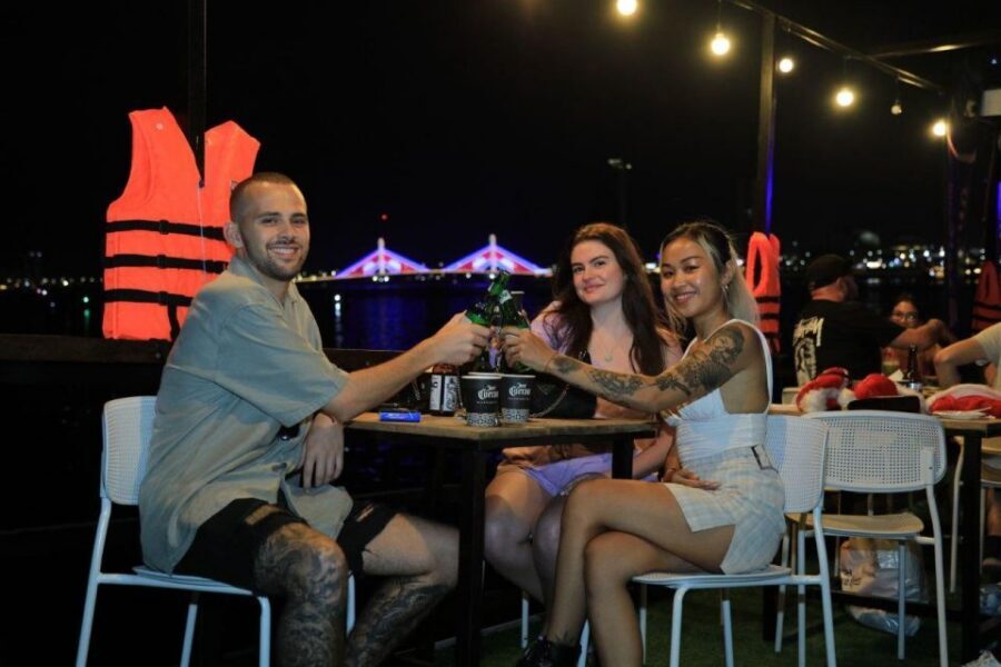 Phnom Penh: Sunset Cruise with Unlimited Beers & BBQ Buffet - Sunset Timing: What You Can Expect When the Sky Changes