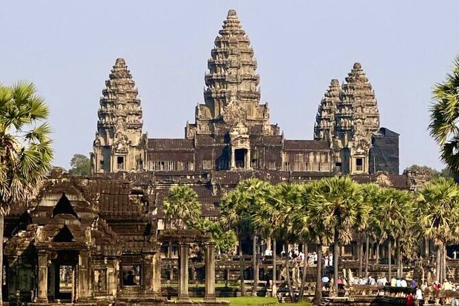 Phnom Penh to Siem Reap, Angkor Wat & Return, 2 Day Private Tour - Prey Pros lunch and Kampong Kdei’s ancient bridge break