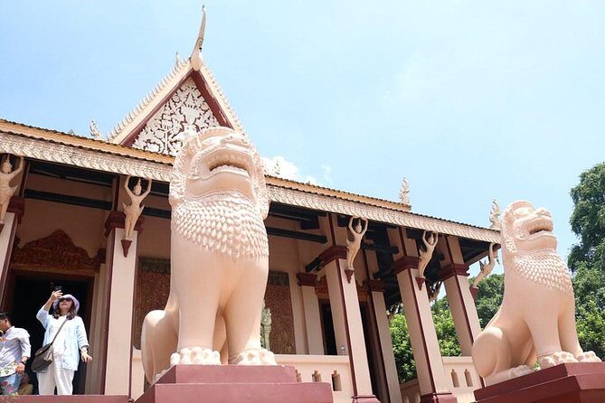 Phnom Penh Vital Discovery-Full Day Tour (Including all services) - Getting in and out of town smoothly with private pickup