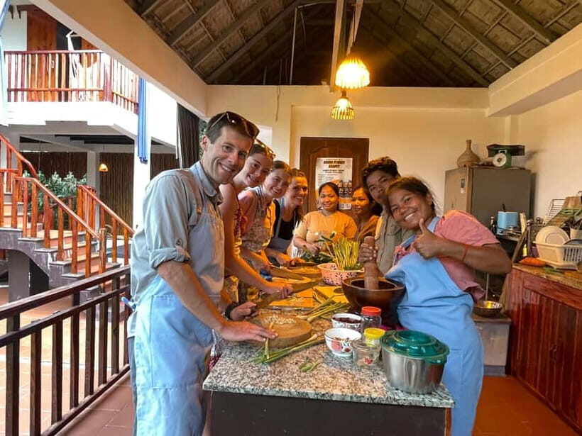 Phnom Penh’s Hands-On Khmer Cooking Class in the Countryside - The organic garden tour: included, but timing can be tricky