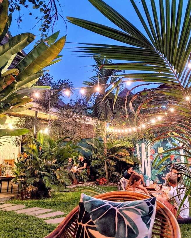Phnom Penh's Ultimate Street Food Tour by Tuk Tuk - Stop 7: Bassac Lane, plus the cocktail or mocktail finish