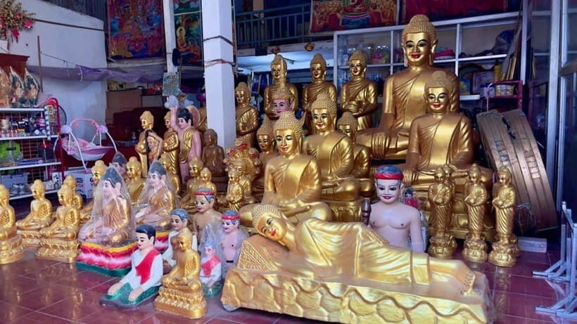 Phnom Phnom: Local Market & Culture Walking of City Tour - Non-Touristy Backstreets and Small Local Spots