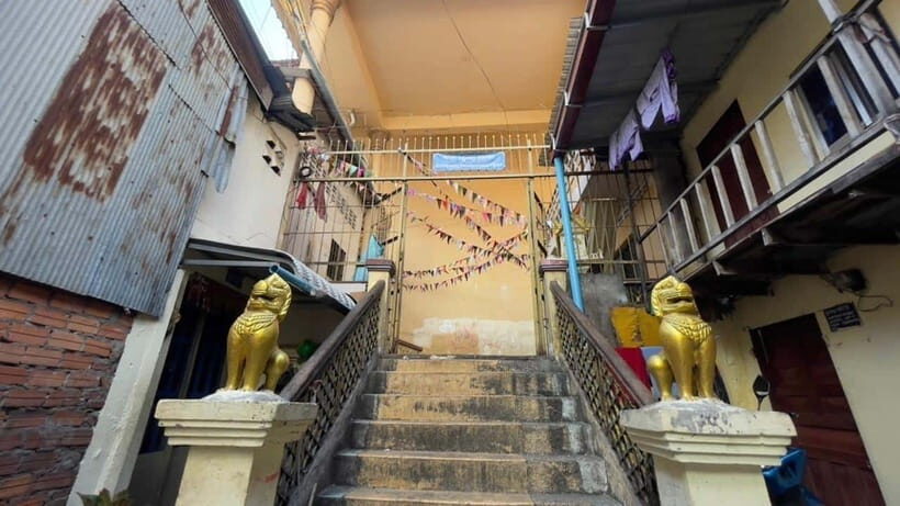 Phnom Phnom: Local Market & Culture Walking of City Tour - Sunset Cruise + River BBQ: What’s Included and How to Enjoy It