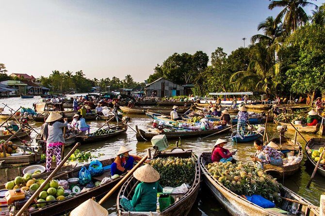 Private 3-Day Mekong Delta River Tour from Phnom Penh to Ho Chi Minh City - Hotels and Meals: Does $359 Feel Like Value or Just Comfort?