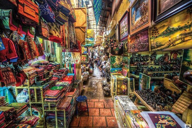 Private Half-Day Tour of Phnom Penh's Traditional Markets - Stop 3: Phar Chars Old Market—where the locals barter for daily life (about 1 hour)