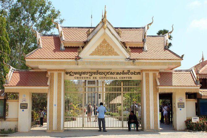 Private One Day Trip in Phnom Penh Capital City - Why this Phnom Penh loop feels purposeful