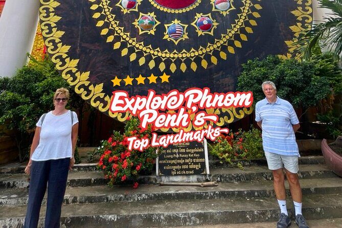 Private Phnom Penh Tour: Royal Palace & Killing Fields - Phnom Penh in one long, honest day