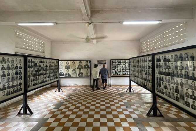 Private Phnom Penh Tour: Royal Palace & Killing Fields - Tuol Sleng Genocide Museum (S-21): hard facts, clearer context
