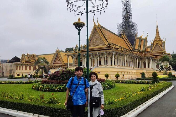 Private Tour: Phnom Penh City Tour Full Day - Wat Ounalom and Russian Market: Ending With Culture, Not Just Rest