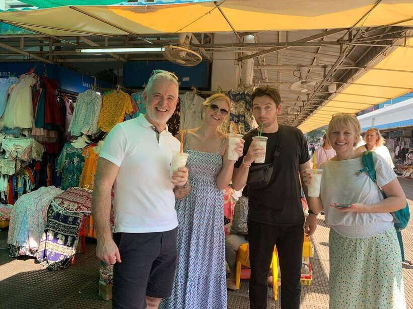 Royal Palace, National Museum & Wat Phnom with Private tour - Private transport and small comforts that matter in Phnom Penh