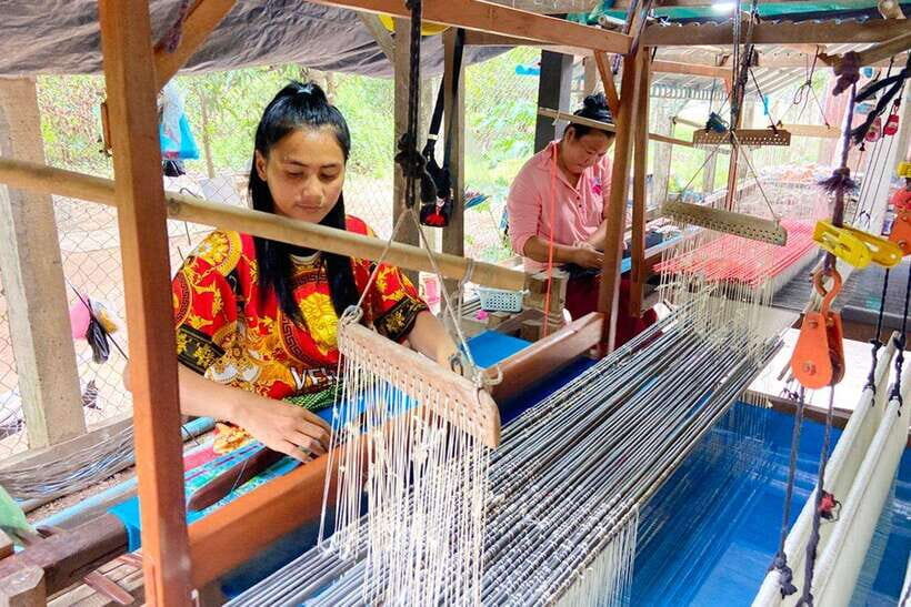 Silk Island Cruise and Tours with English Speaking Guide - Silk farm visit: the best reason to choose this tour
