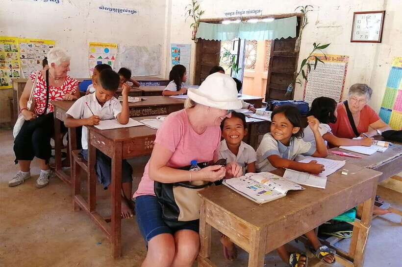 Silk Island Cruise and Tours with English Speaking Guide - School visit: when it happens, it’s powerful