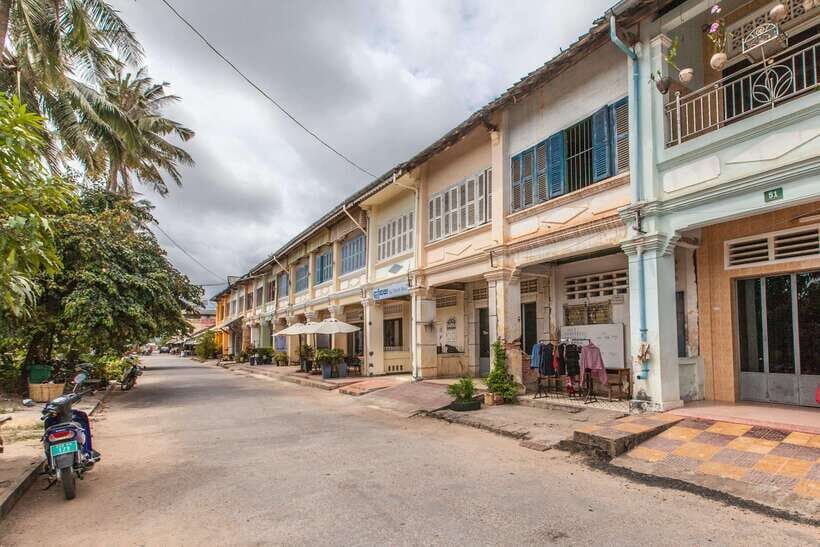 Small Group: One Day Phnom Penh to Kampot, Kep include lunch - Small Group Size (Max 9): How That Changes Your Experience