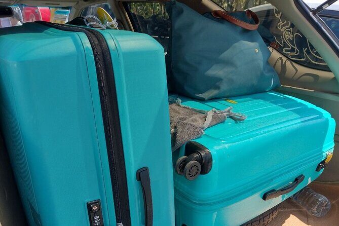 Taxi Phnom Penh or Techo Airport to Sihanoukville or vice versa - In the car: what “comfort” means on this route