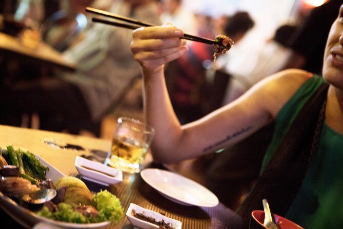 Ultimate Phnom Penh Food Tour by Tuk Tuk: 20 Tastings and Drinks - Why this 5:30 pm tuk-tuk tour is the right time to eat