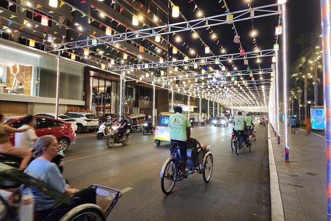 Visit 9 Places in 3 Hours by Private Tuk-Tuk - Why a night tuk-tuk loop works so well in Phnom Penh