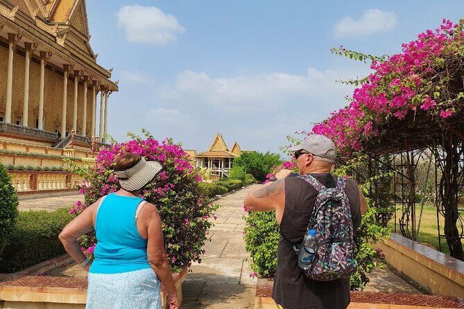 Visit Phnom Udong and Silk Island by Khmer Traditional Tuk-Tuk - Silk Island and the silk farm: seeing how the work fits the place