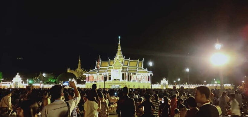 Visiting 9 Places in 3 hours Share Tour by Tuk-Tuk - Your Driver and Guide: English, Safety, and Real Flexibility