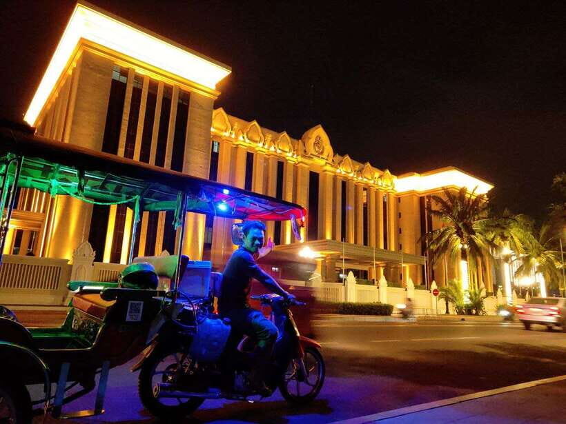 Visiting 9 Places in 3 hours Share Tour by Tuk-Tuk - Diamond Island: Modern Phnom Penh in One Stop
