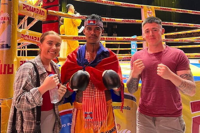 Watch Live Khmer Traditional boxing in Phnom Penh - Quick hits before you go